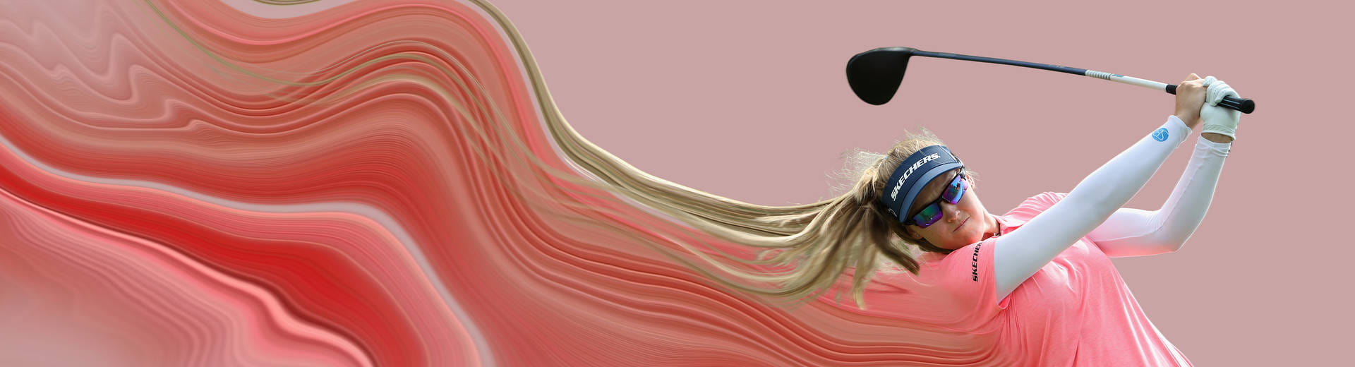 Brooke Henderson playing a shot